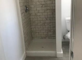 611 E 9th St #2, Los Angeles, CA 90015