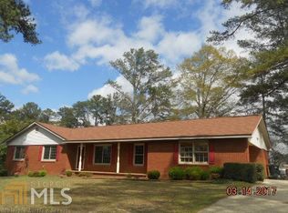 1103 Victoria Dr, Dublin, GA 31021