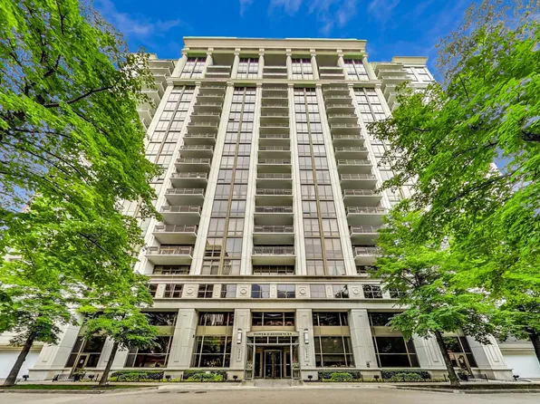 1335 S Prairie Ave Unit 1702, Chicago, IL 60605