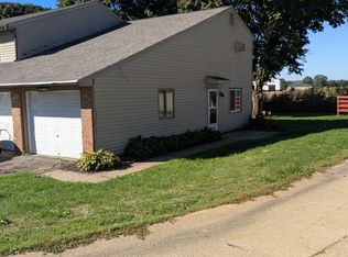 797 Kerns Dr NE APT A, Bolivar, OH 44612