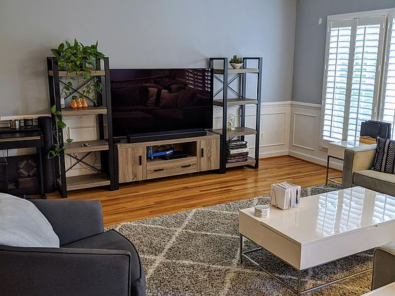 4th image of 3794 Elmwood Towne Way