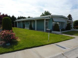 17 Rose Cir, Meridian, ID 83642