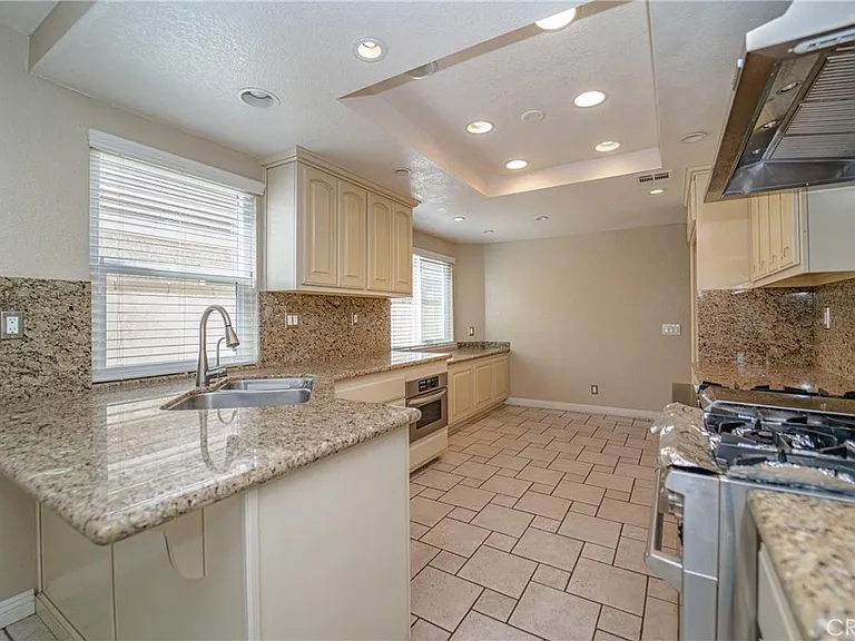 11123 Woodview Dr — Photo 8