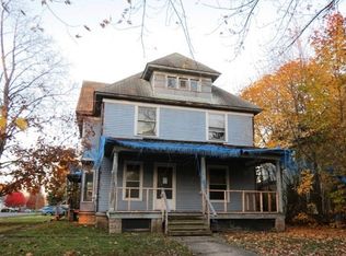 1004 N Main St, Newark, NY 14513