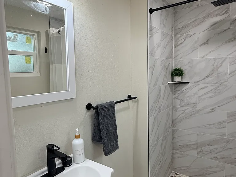 4021 W Cass St #1 — Photo 8