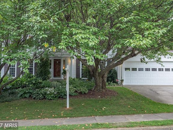 2nd image of 5830 Oak Leather Dr