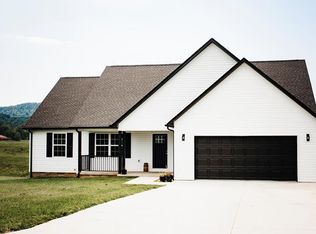 480 Jones Cir, Byrdstown, TN 38549