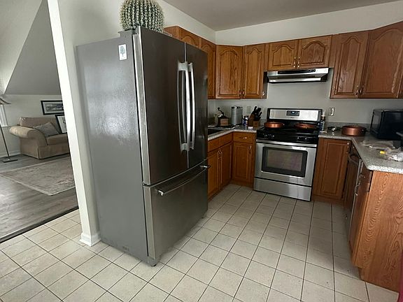 2nd image of 36 Guinea Hollow Rd