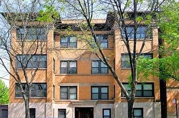 2nd image of 1510 W Cornelia Ave #3