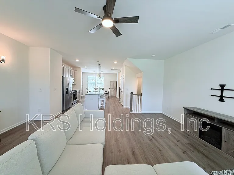 849 Parc Townes Dr — Photo 13