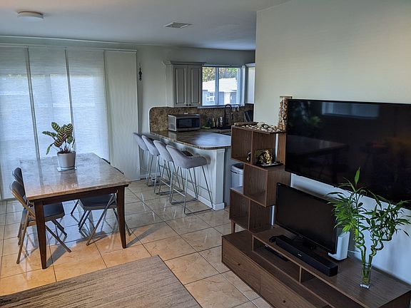 5th image of 164 NW 71st St #164