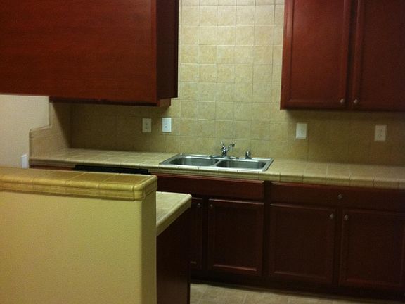 3rd image of 524 N Cornell Ave