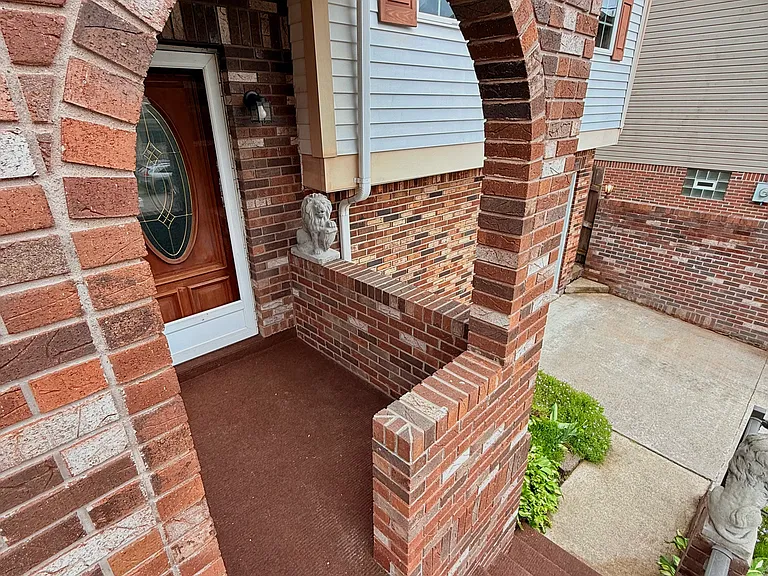 57 Zeller St — Photo 11