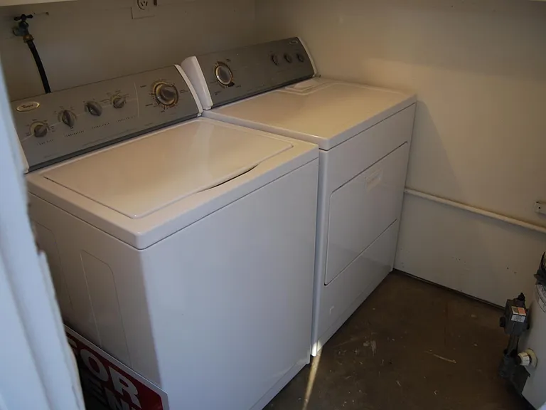 4275 Loma Riviera Ln — Photo 5