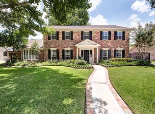 13611 Alchester Ln, Houston, TX 77079