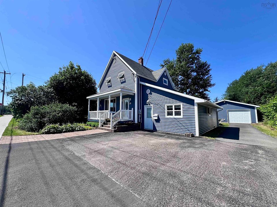 1st image of 30 Fraser Ave