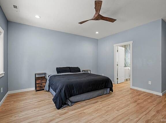 5th image of 1053 William Ave