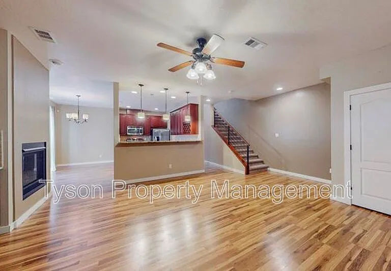 1667 Domino Dr SE — Photo 7