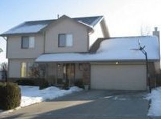 1909 Windcrest Ave, Papillion, NE 68133