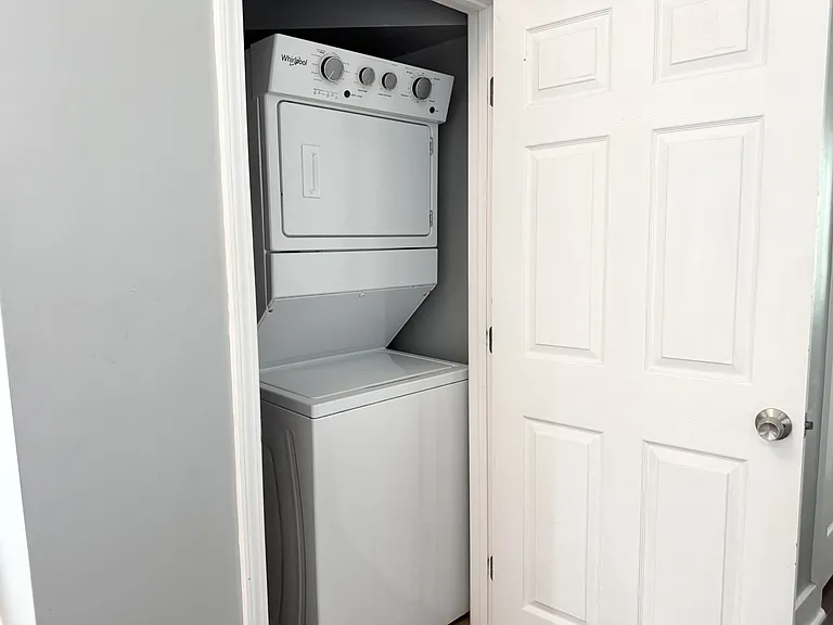 24 N Cooper St #1 — Photo 7