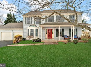 115 Robin Dr, Hamilton, NJ 08619