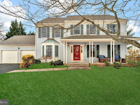 115 Robin Dr, Hamilton, NJ 08619