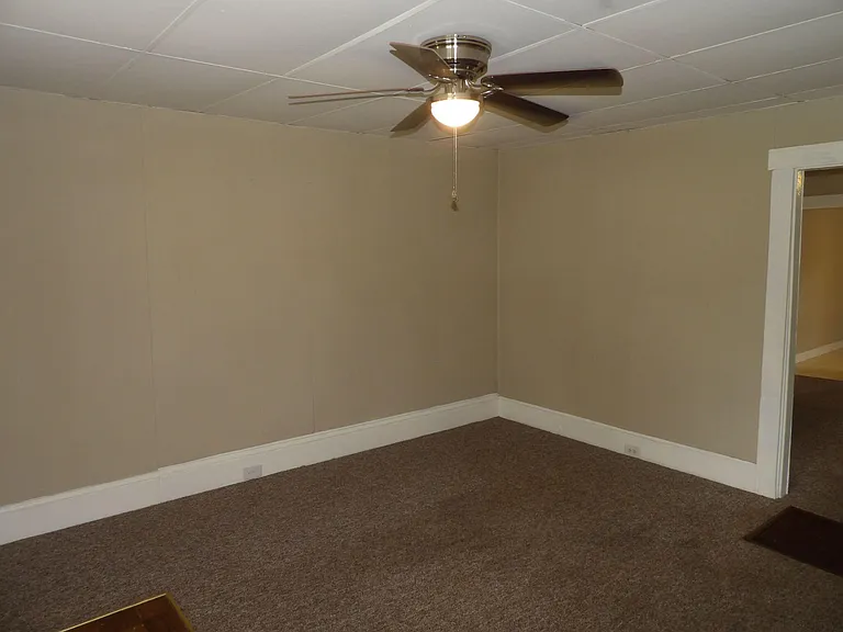 400 Noel Ave — Photo 9