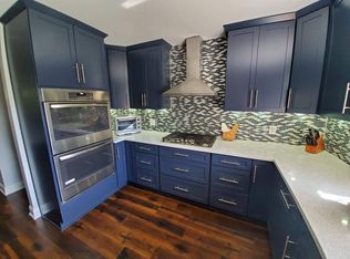236 E Wood St, New Lenox, IL 60451
