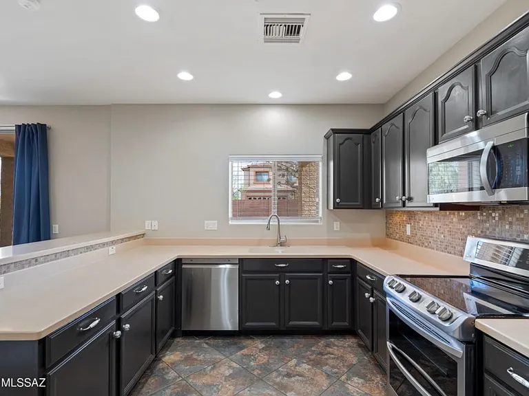 8380 N Weston Pl — Photo 27
