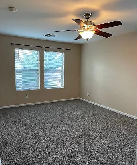 2972 E Franklin Ave — Photo 16