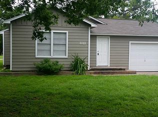 1111 W 8th St, Freeport, TX 77541