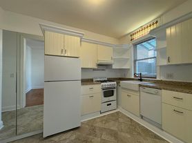 445 Monmouth St, Jersey City, NJ
