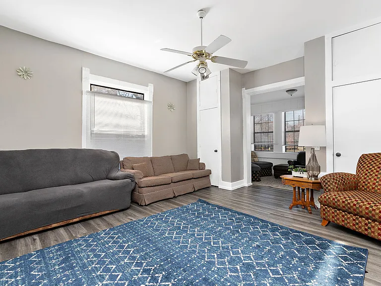 1304 Massachusetts St — Photo 30