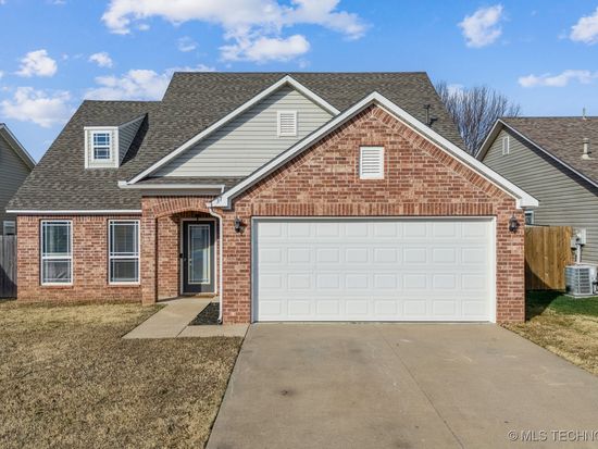 37 E Fairlane Pl, Sapulpa, OK 74066