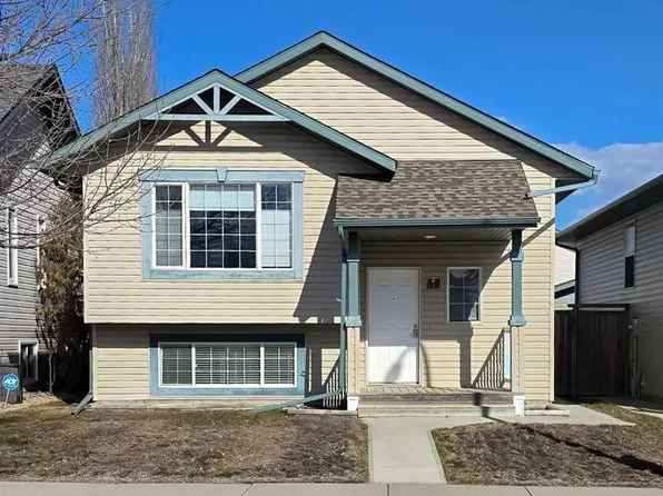 7 W Lawford Ave, Red Deer, AB T4R 3B4