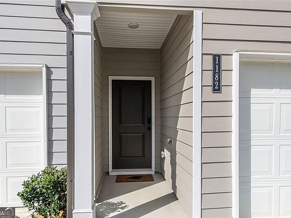 2nd image of 1182 Westhampton Way