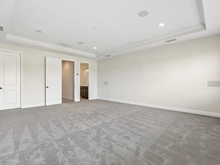 351 Sawgrass Dr — Photo 33