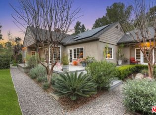 5724 Green Oak Dr, Los Angeles, CA 90068