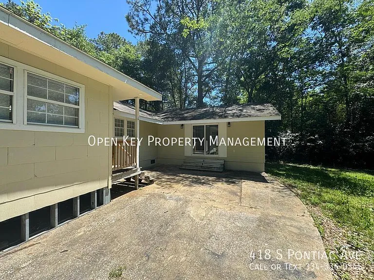 418 S Pontiac Ave — Photo 27