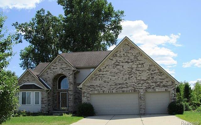 1st image of 24321 Thorn Dr #25