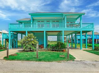461 Atkinson St, Crystal Beach, TX 77650
