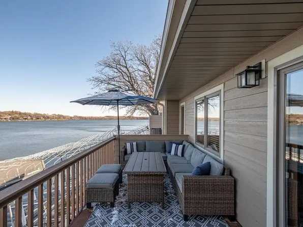 101 19th St Unit 202, Spirit Lake, IA 51360