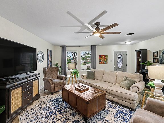 5th image of 3123 Melrose Dr