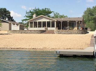 S1176 Willow Ln, Fremont, NE 68025