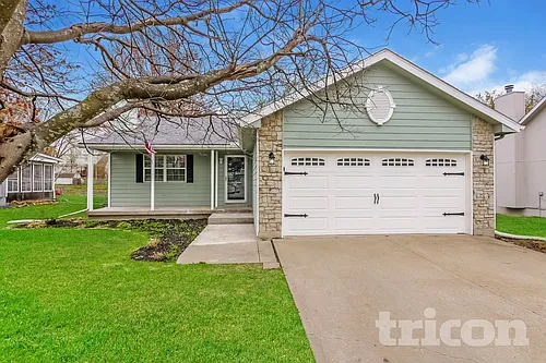 303 N Darrowby Dr Photo 1