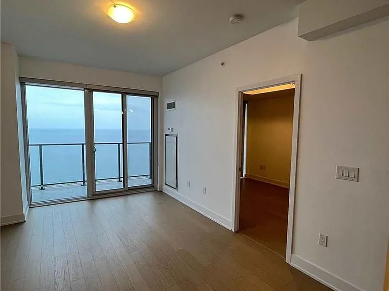 20 Shore Breeze Dr #3309 — Photo 15