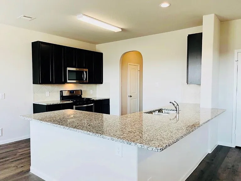 4818 Blue Jacaranda Way — Photo 2