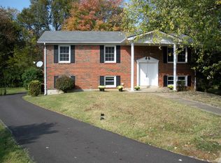 103 Beechwood Ln, Elizabethtown, KY 42701