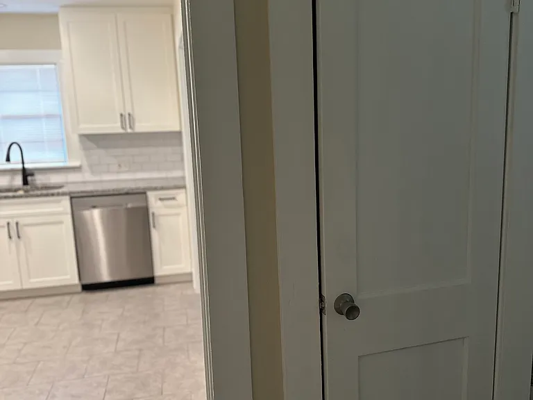 3435 Gordon Ave — Photo 24