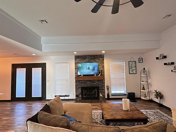 5th image of 7 Stratton Ln